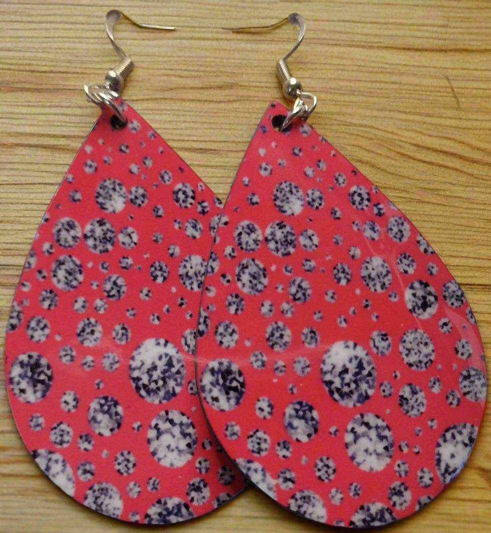 Pink Elegance Earrings with Scattered Diamonds: A Touch of Sparkle - Family Stylz #Killeen,Texas #1-3 day Turnaround Time