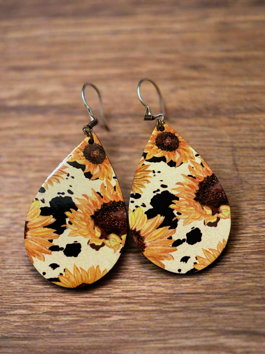 Sunflower Tear Drop Earrings - Family Stylz #Killeen,Texas #1-3 day Turnaround Time